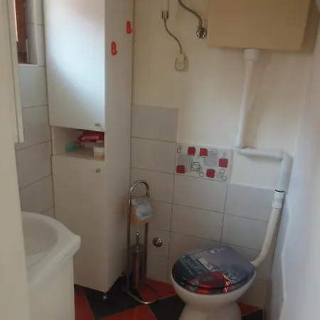 House With A Parking Space - 13024 Vakantiehuis