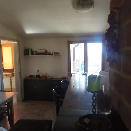 House With A Parking Space - 13024 Holiday home