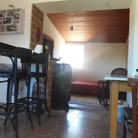 House With A Parking Space - 13024 Holiday home *